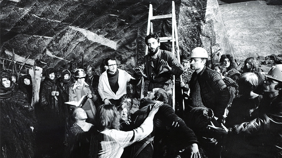 18. MDAG: Ucieczka na srebrny glob - Escape to the Silver Globe