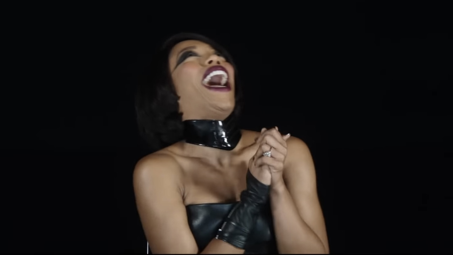 Whitney Houston: I Wanna Dance With Somebody - napisy