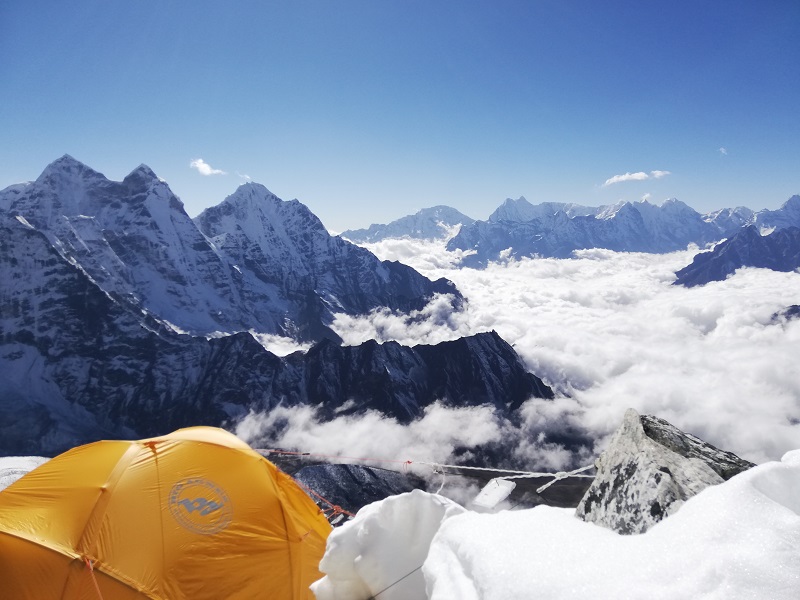 Slajdy Podróżnicze: Ama Dablam - Najpiękniejsza Góra Świata. Joanna Kozanecka