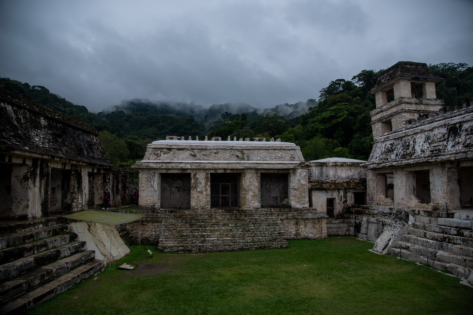 Slajdy podróżnicze: Meksyk i Gwatemala - Indianie, fiesty, i piramidy. Żaneta i Jacek Govenlock